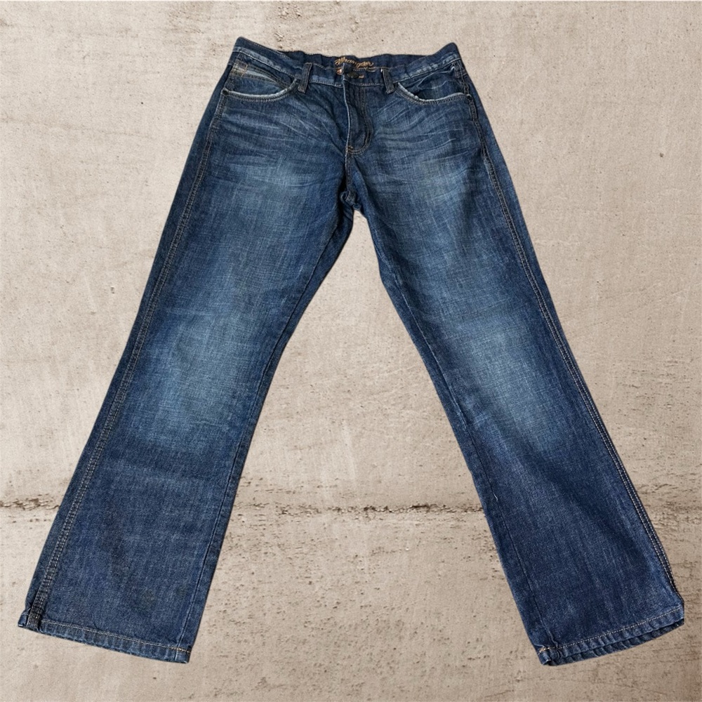 Wrangler | Men's Relaxed Fit Bootcut Jeans
